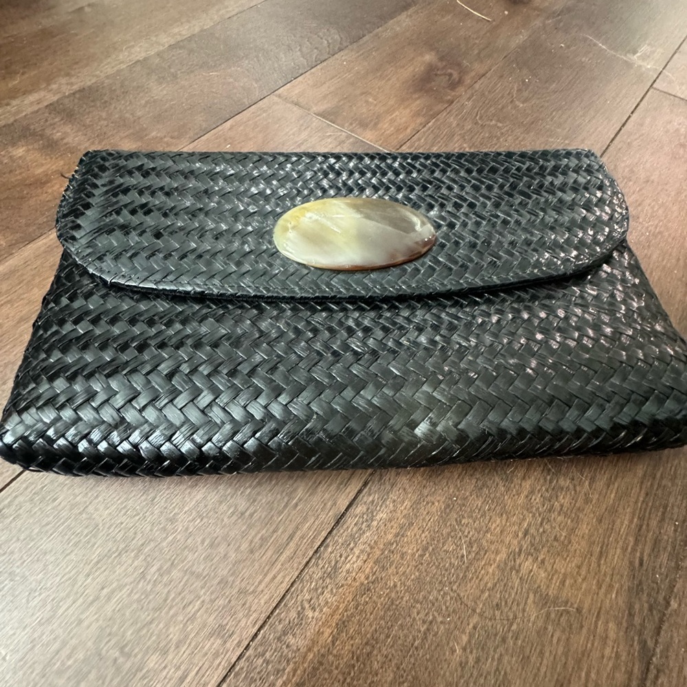 Vivo Clutch